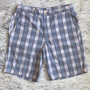 Vineyard Place Men’s White/Blue Plaid Shorts 30